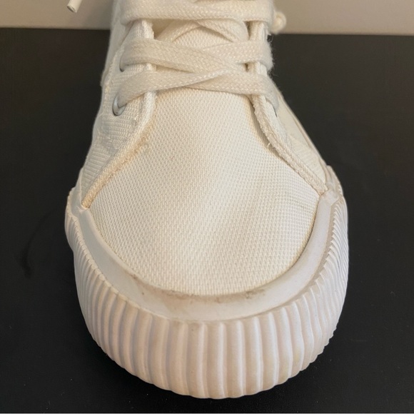 Tommy Bahama Slip on Cotton shoe - Picture 6 of 9